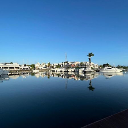T2 Calme Et Lumineux Au Coeur De Pointe-A-Pitreアパートメント エクステリア 写真